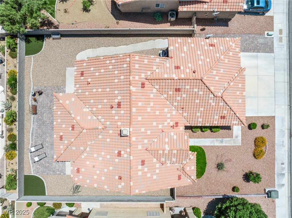 5704 Owl Butte Court