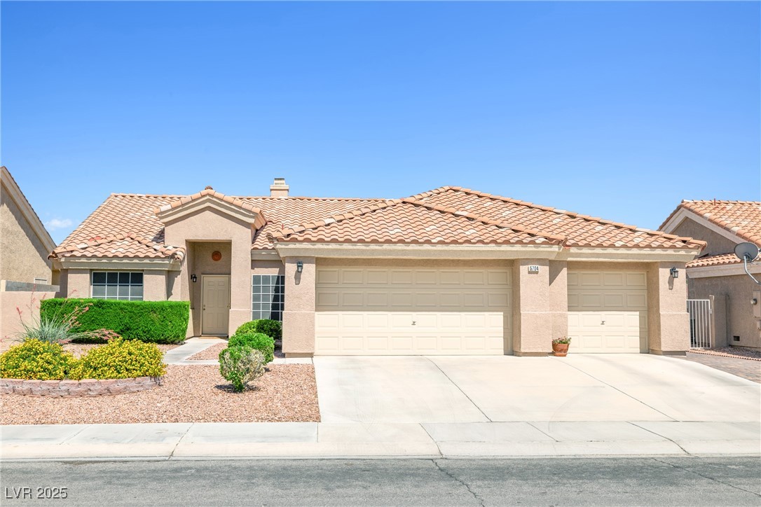 5704 Owl Butte Court