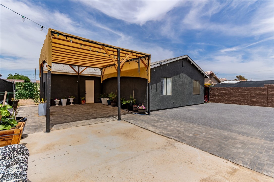 3417 Lillis Circle