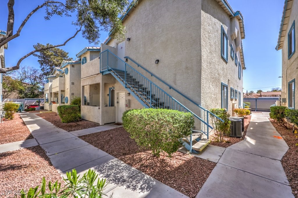 4960 Harrison Drive 214