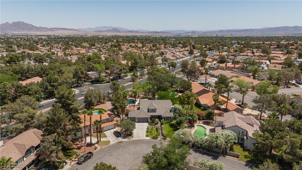 2222 Lucerne Court