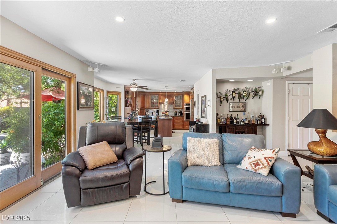 2222 Lucerne Court
