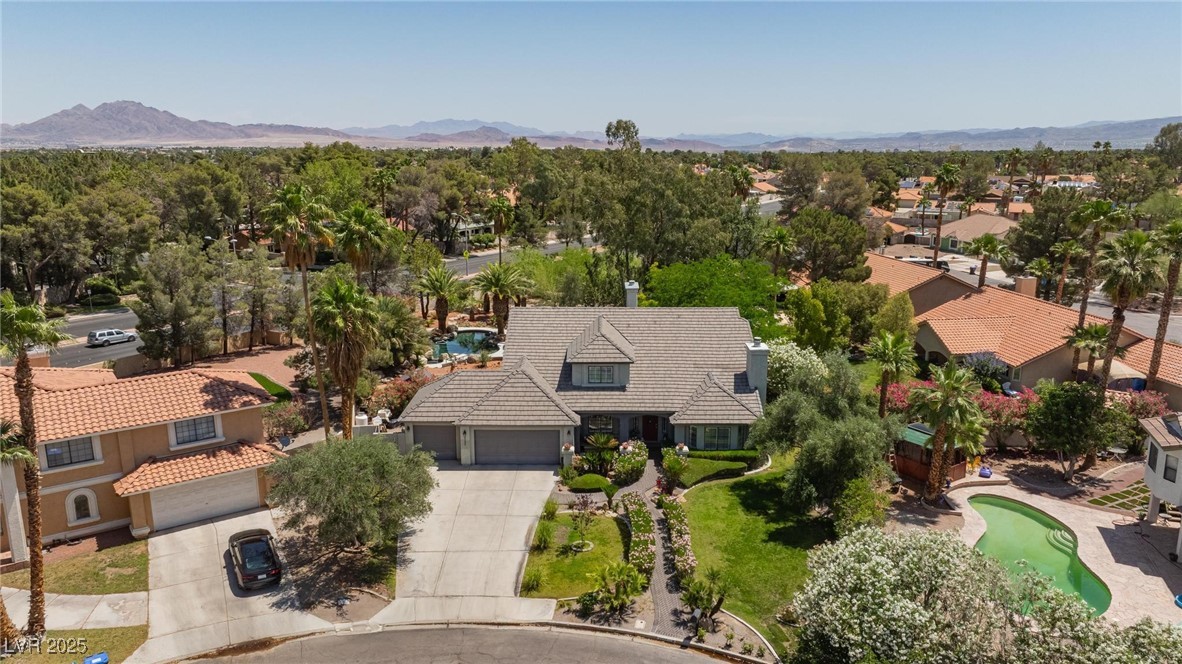 2222 Lucerne Court