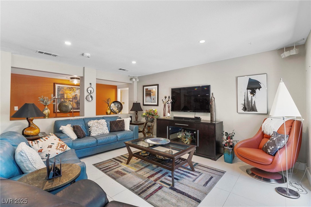 2222 Lucerne Court