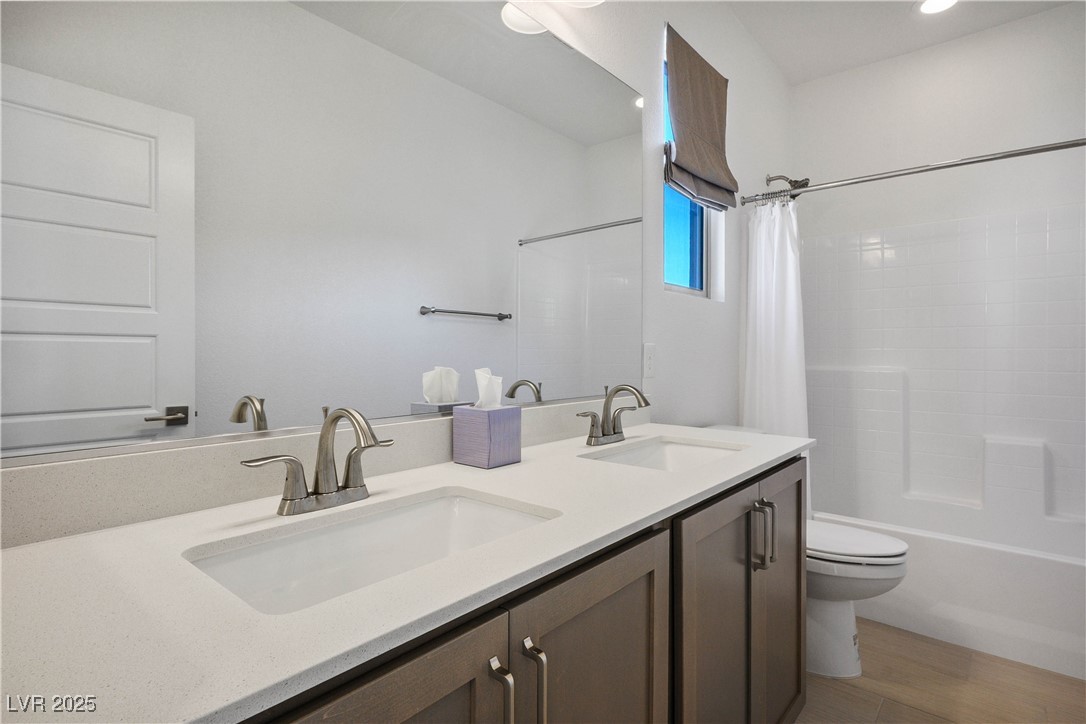 9476 Lunar Phase Street