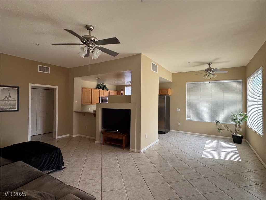 23 East Agate Avenue 403