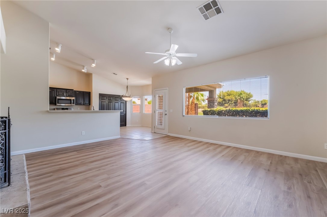 5586 Golden Leaf Avenue