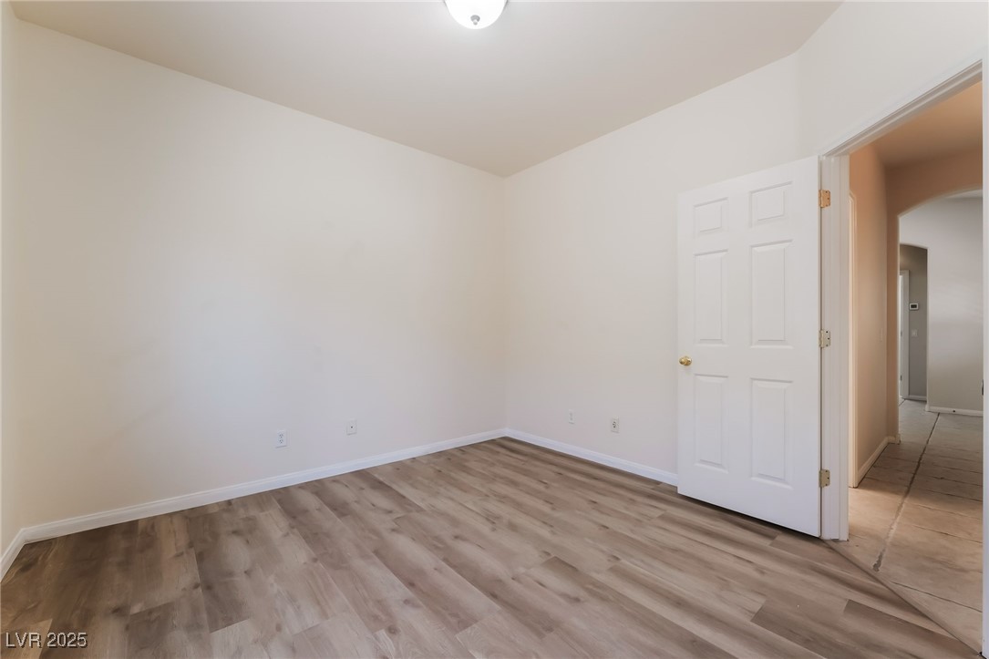 5586 Golden Leaf Avenue