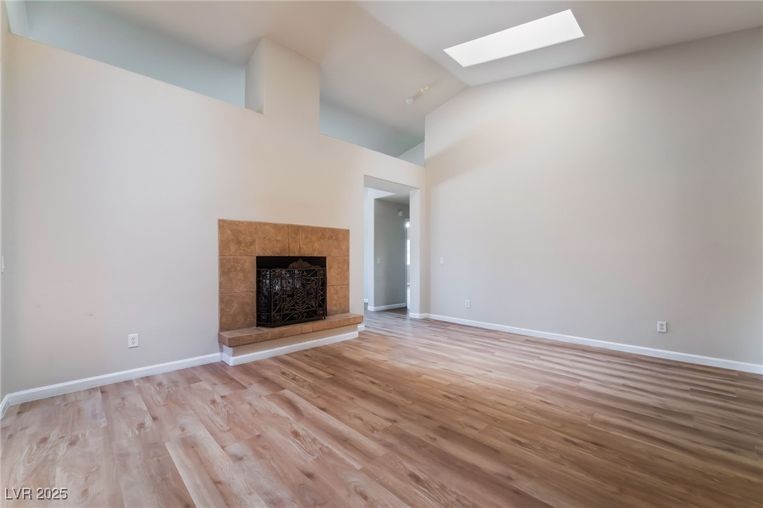 5586 Golden Leaf Avenue