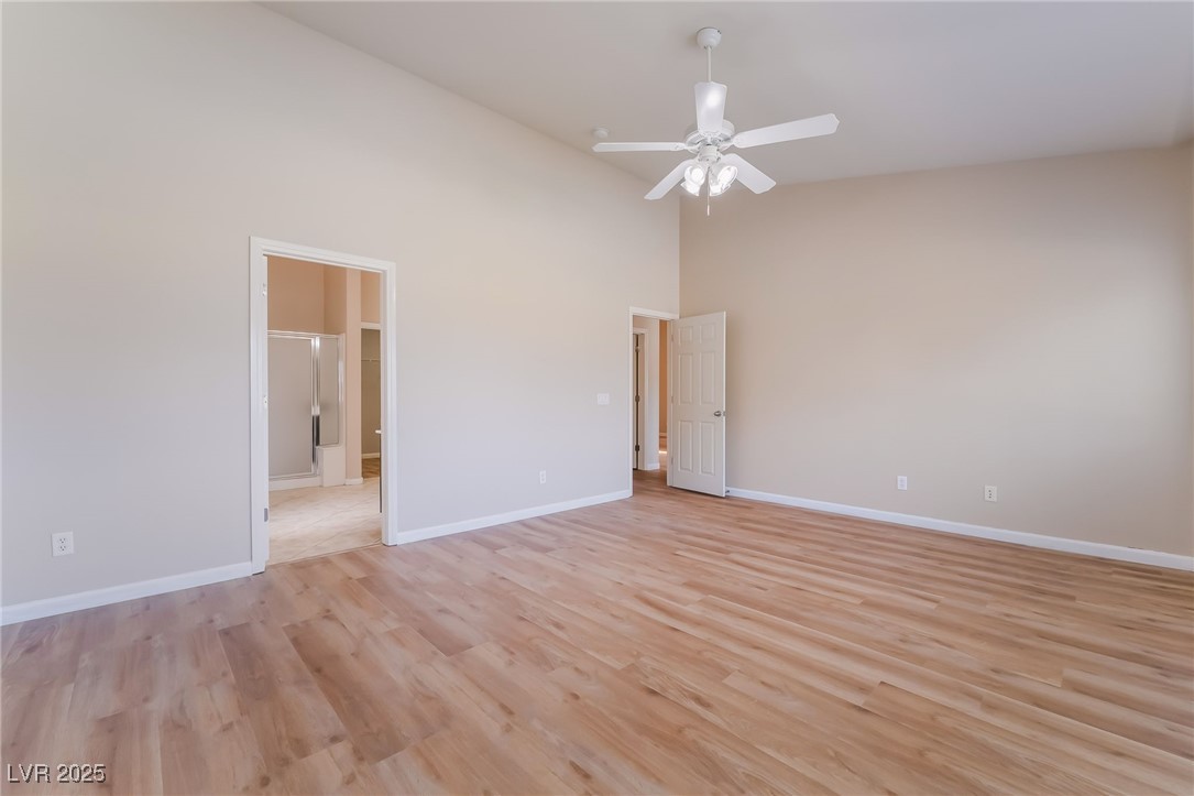 5586 Golden Leaf Avenue