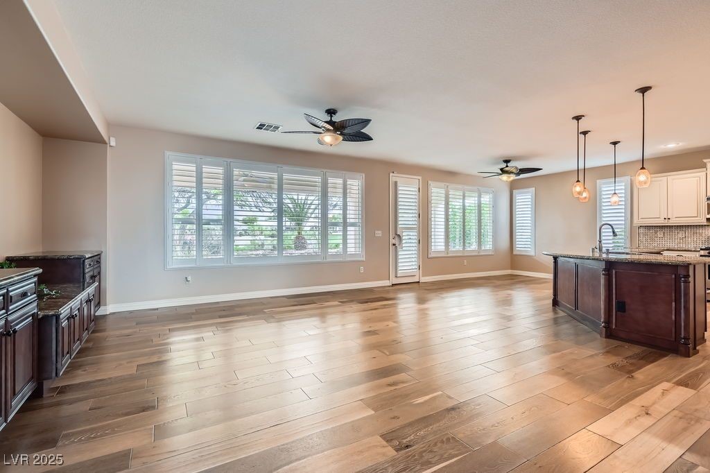 4311 Fiore Bella Boulevard