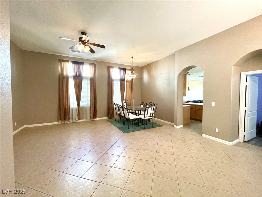 3809 Van Ness Avenue