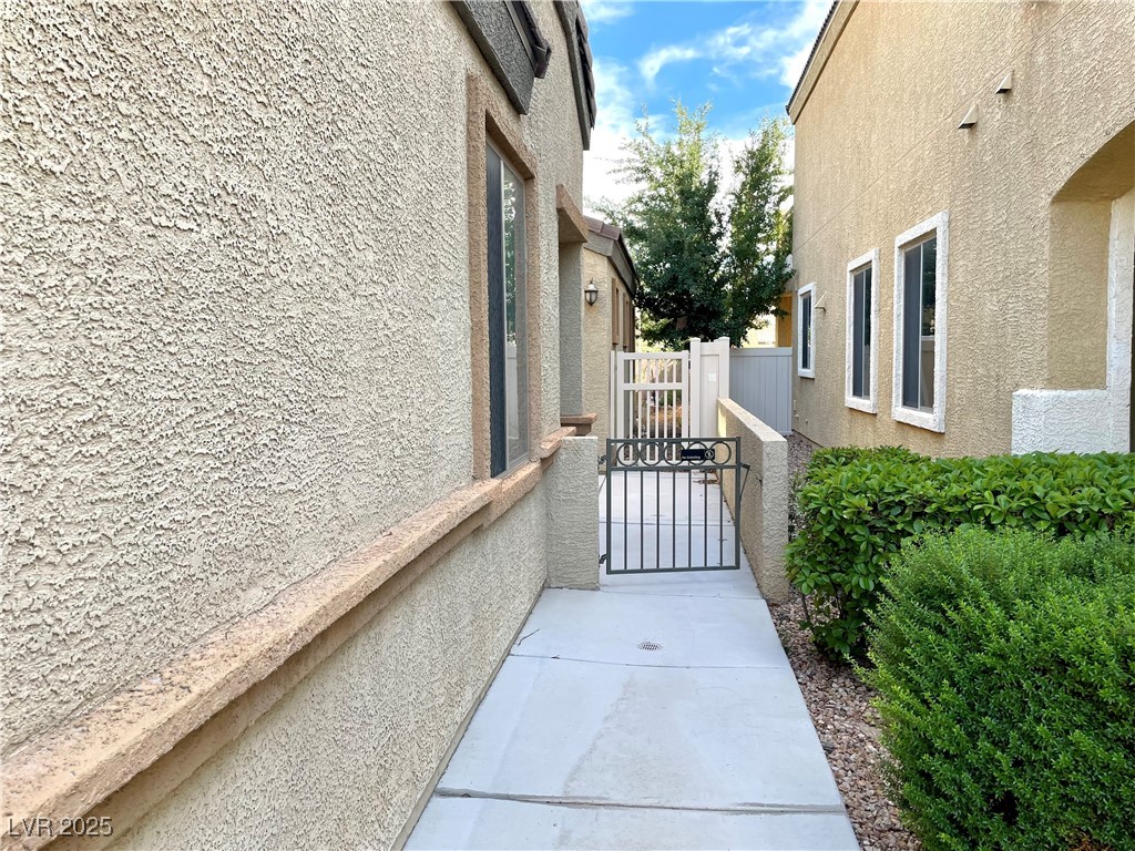 3809 Van Ness Avenue