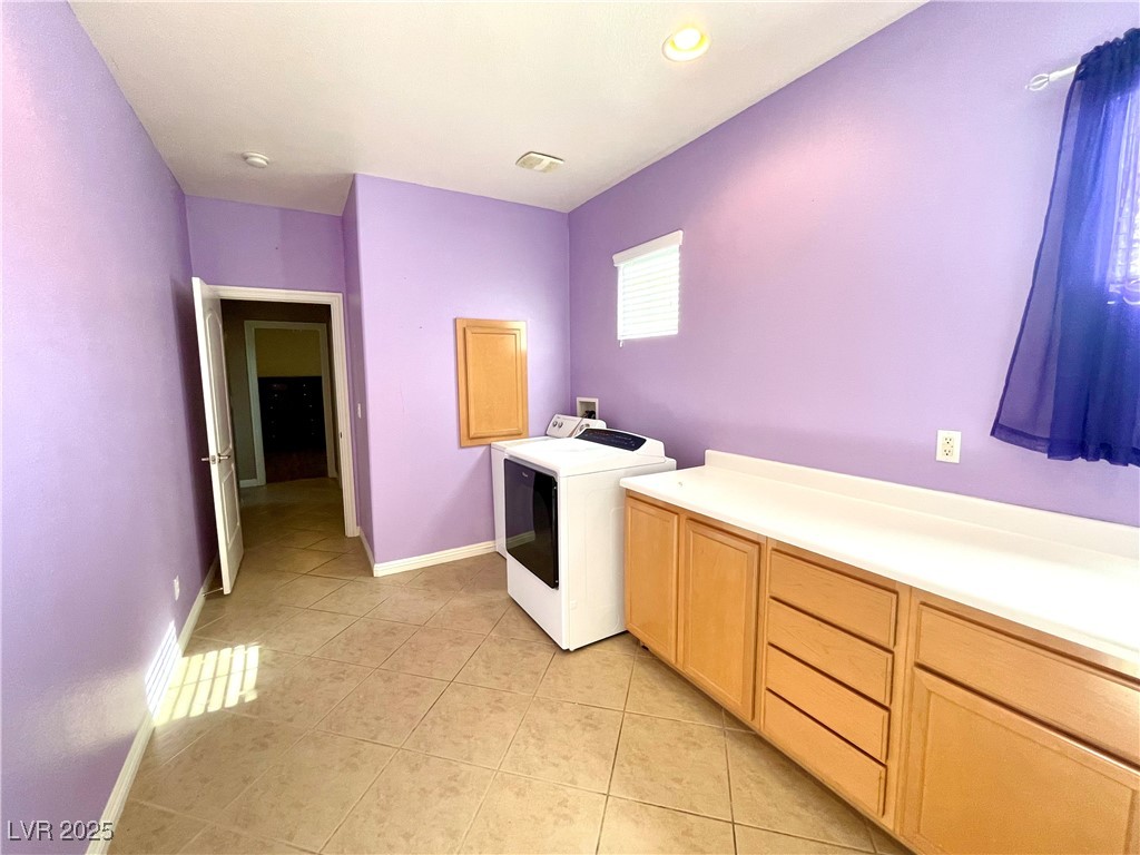 3809 Van Ness Avenue