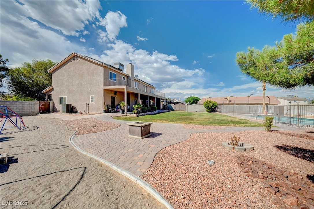 6821 Jeanette Street