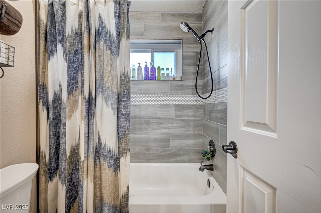 6821 Jeanette Street