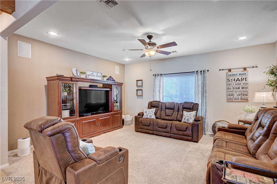 6821 Jeanette Street