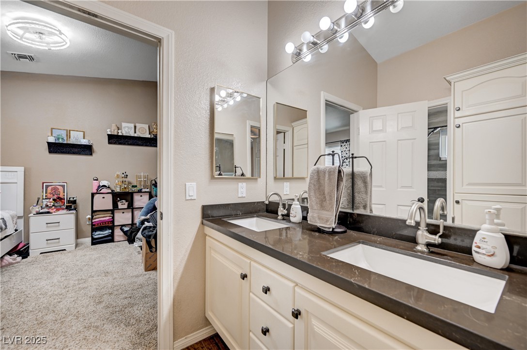 6821 Jeanette Street