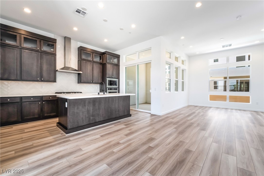 2501 Indigo Mountain Street