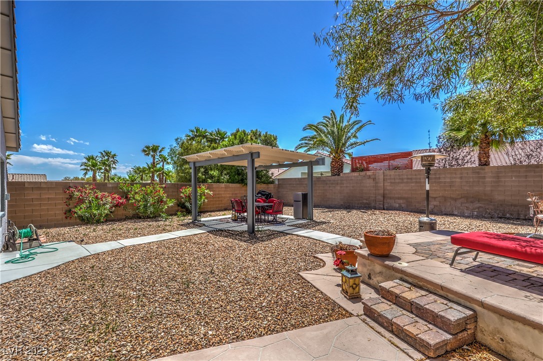 11135 River Hills Lane