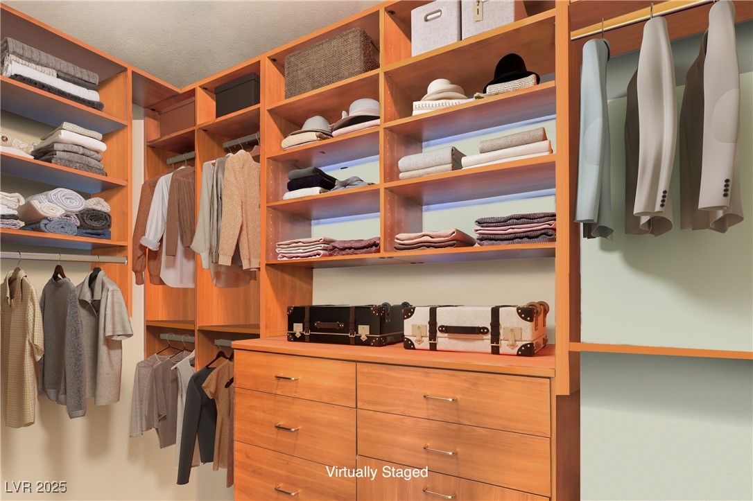 11135 River Hills Lane