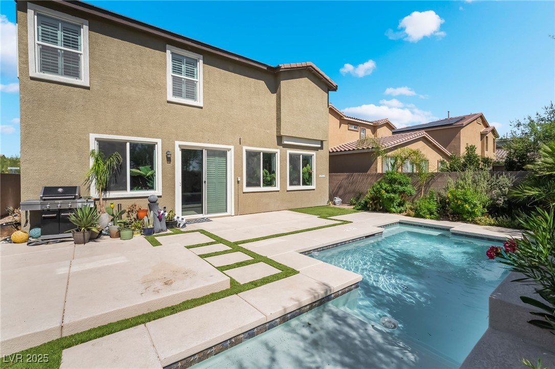 7732 Bandon Cliffs Street