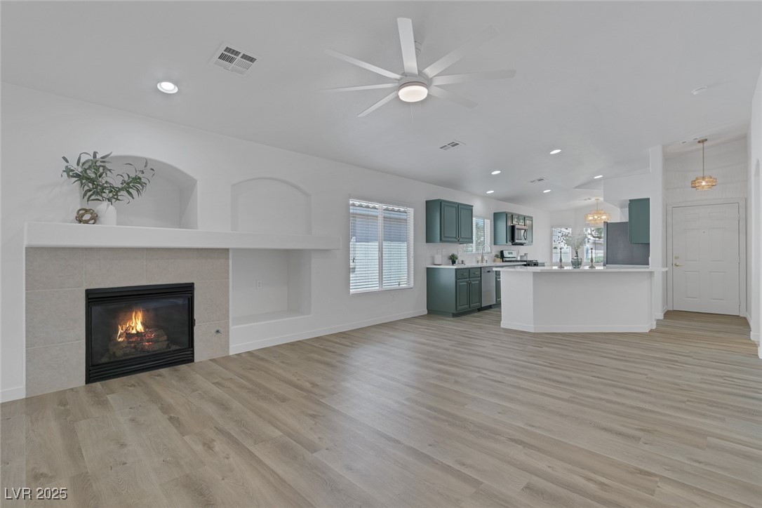 4369 Meadowlark Wing Way