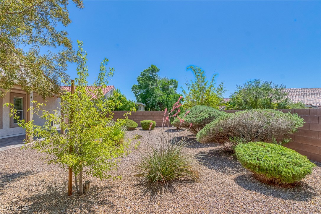 4369 Meadowlark Wing Way