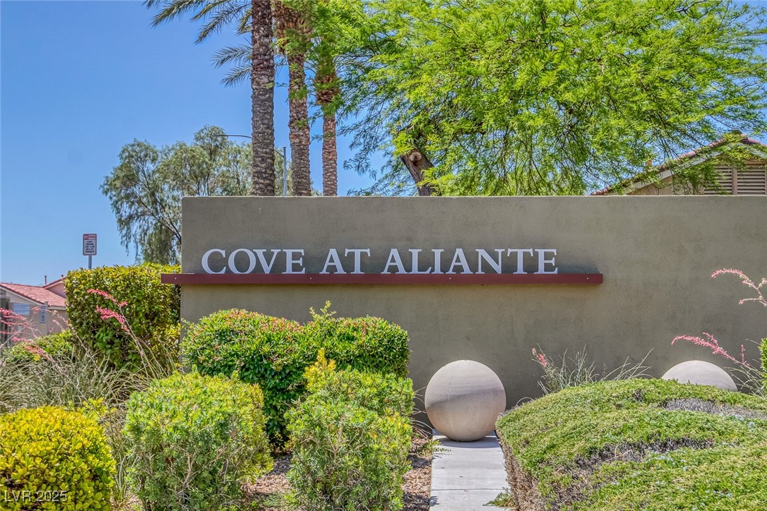 4369 Meadowlark Wing Way