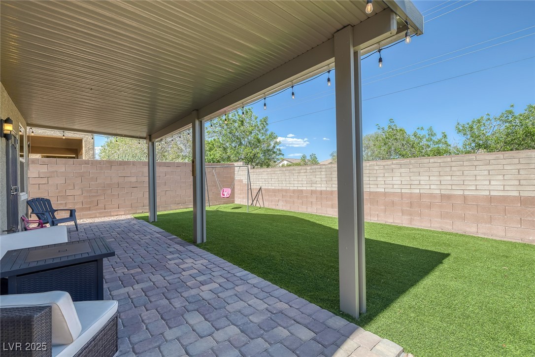 7720 Houston Peak Street