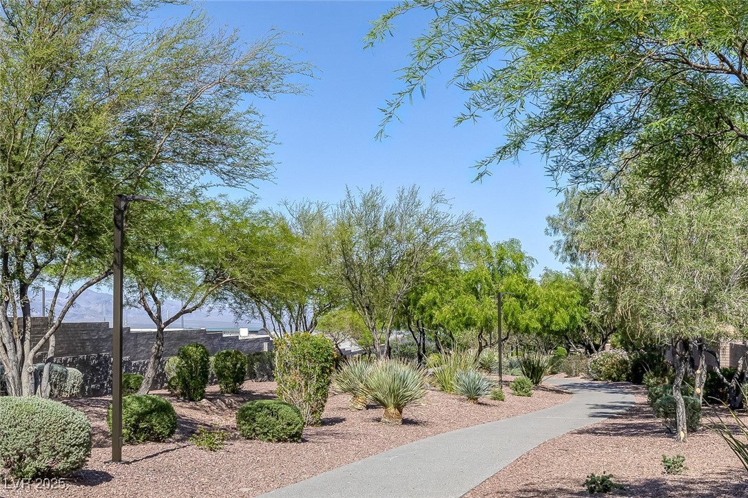 7720 Houston Peak Street