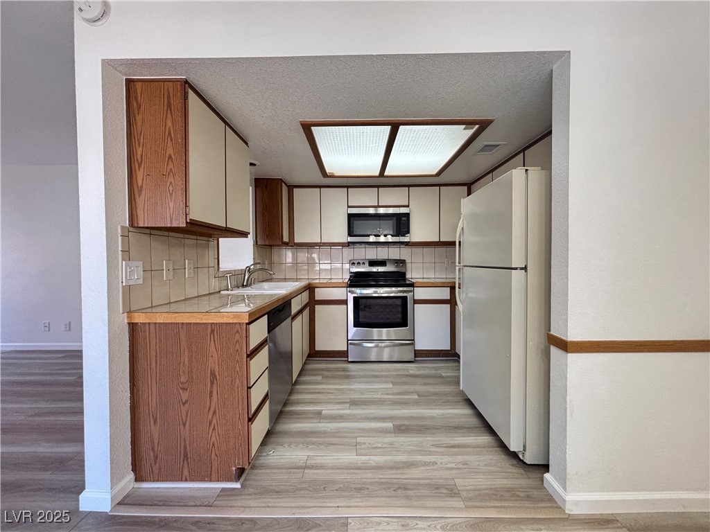 1341 Del Mar Street 103