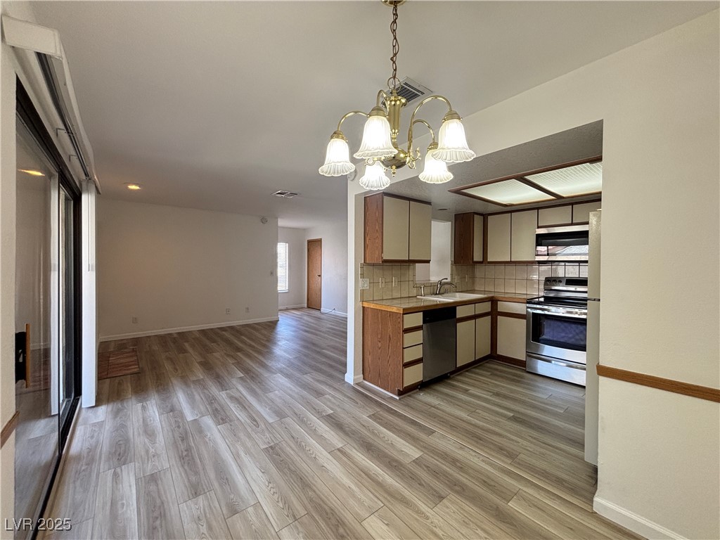 1341 Del Mar Street 103