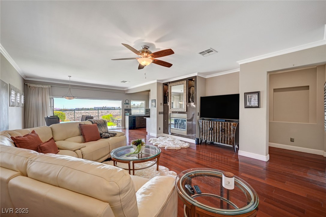 10621 Tinta Lane