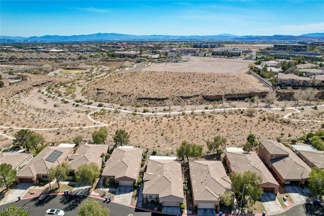 10621 Tinta Lane