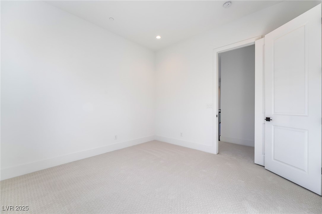 4846 Shady Ridge Drive