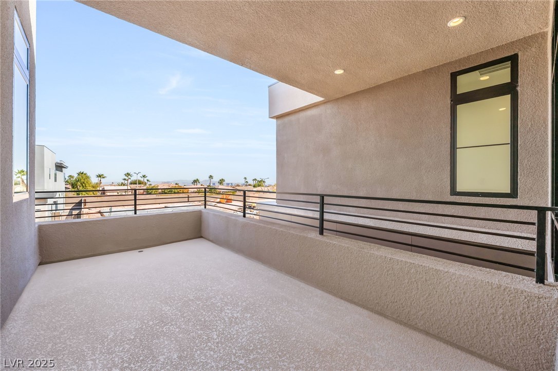 4853 Shady Ridge Drive