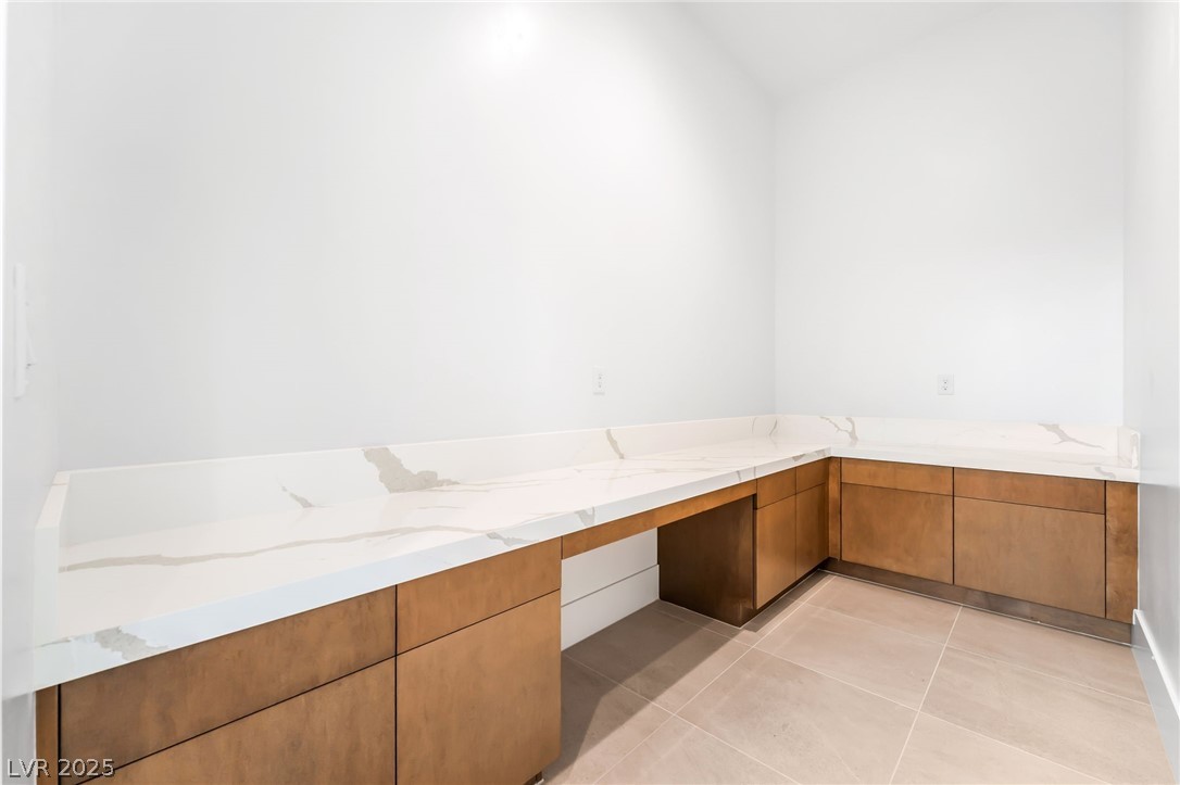 4853 Shady Ridge Drive