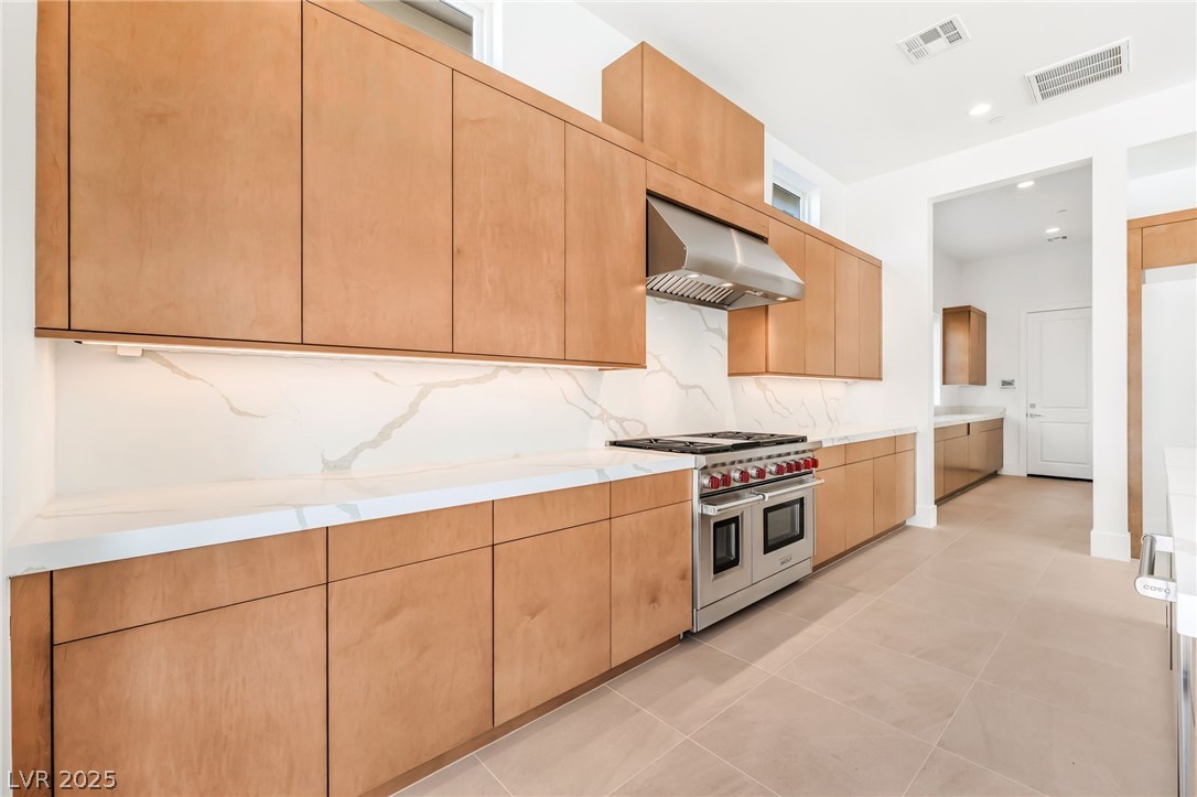 4853 Shady Ridge Drive