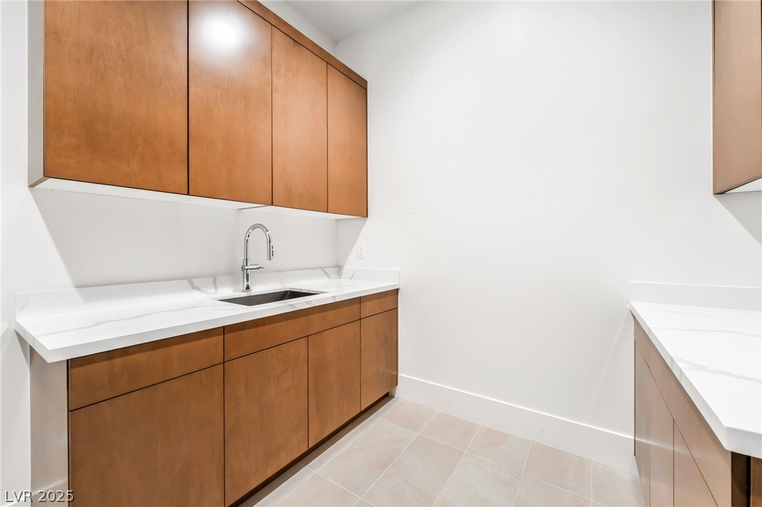 4853 Shady Ridge Drive