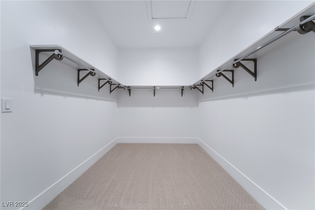 11106 Desert Heights Avenue