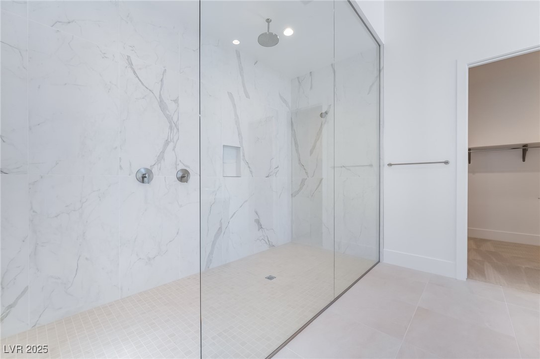 11106 Desert Heights Avenue