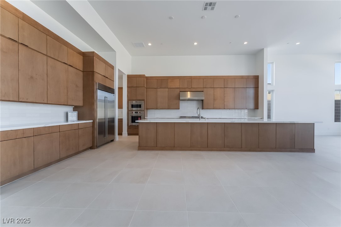 11106 Desert Heights Avenue