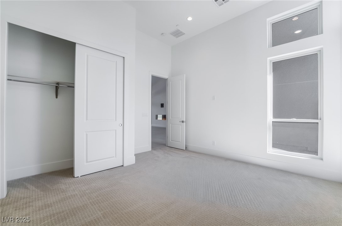 11106 Desert Heights Avenue