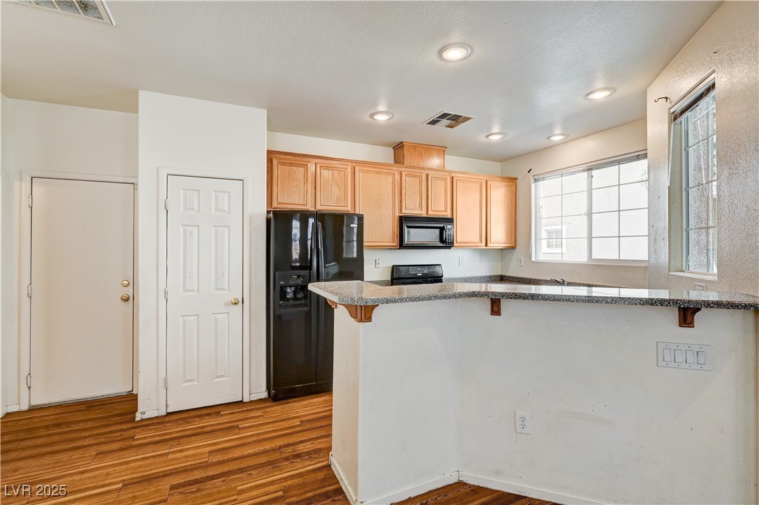 9115 Canoga Canyon Court 103