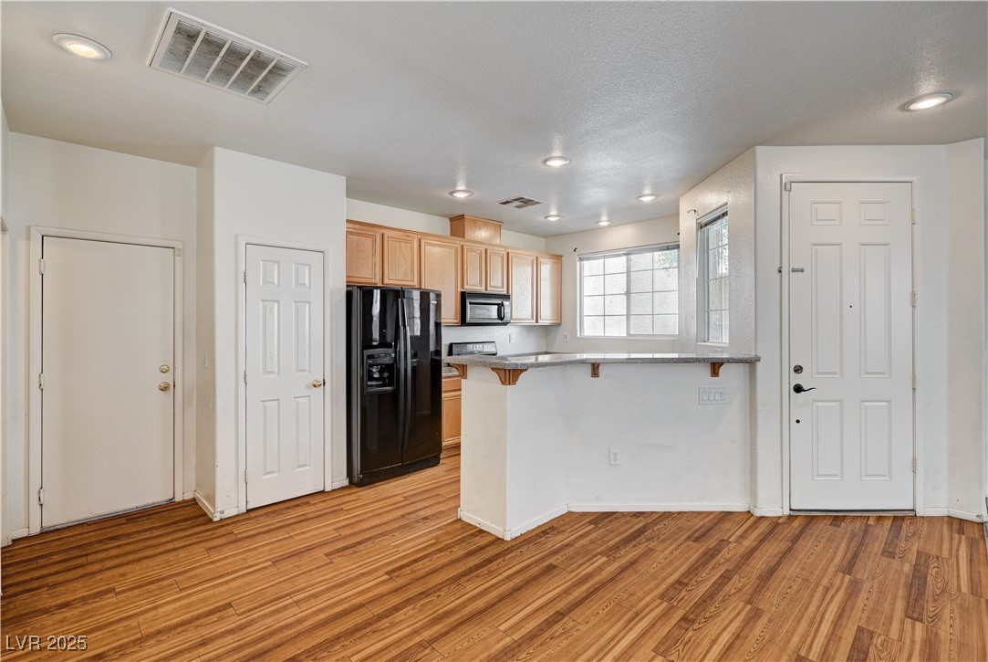 9115 Canoga Canyon Court 103