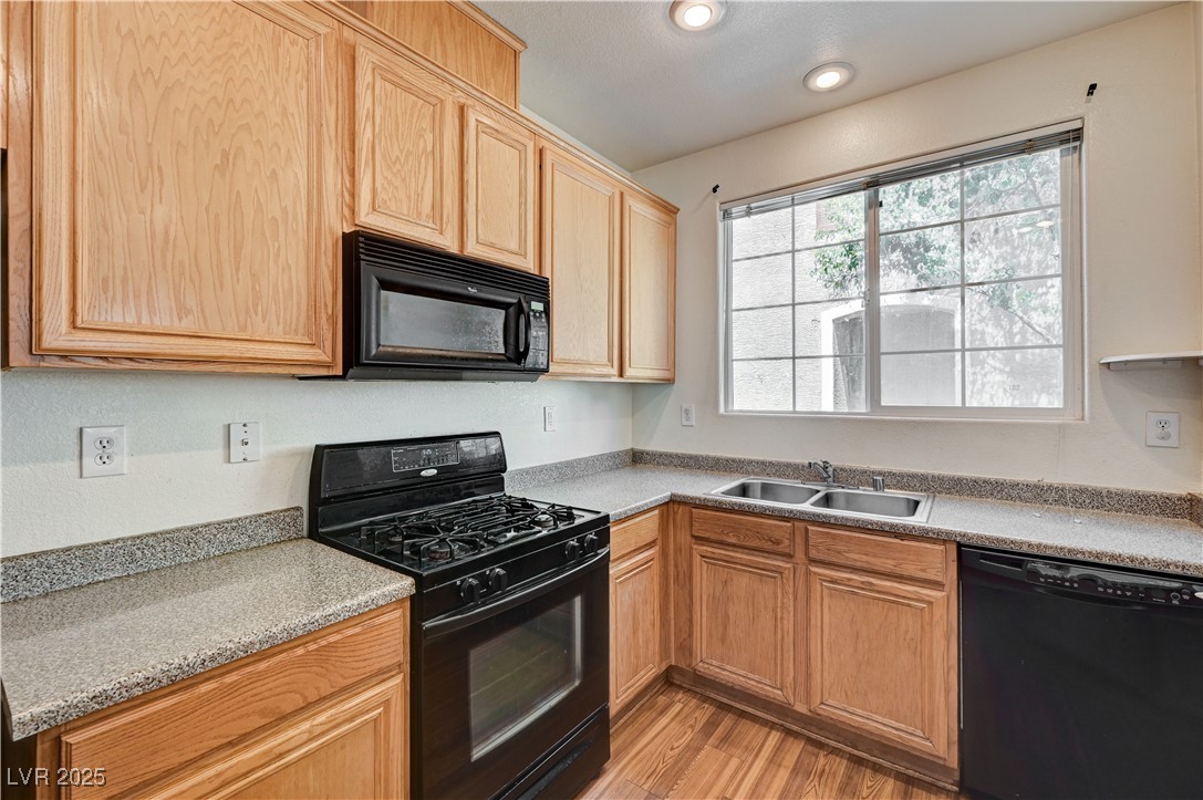 9115 Canoga Canyon Court 103
