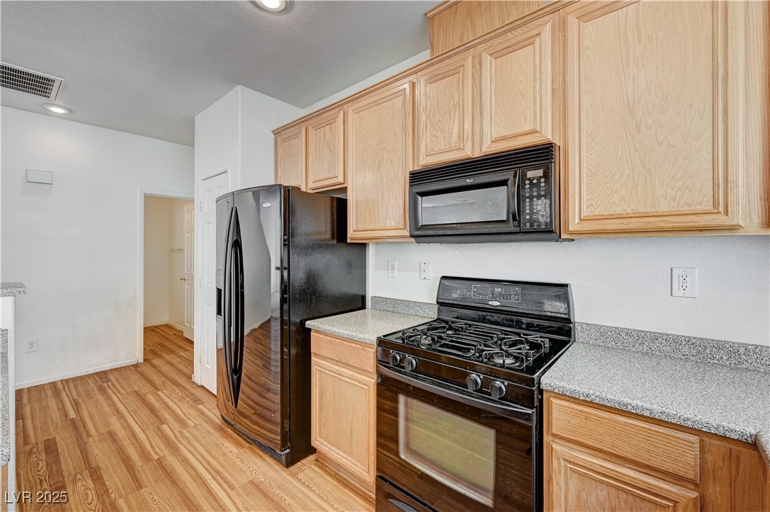 9115 Canoga Canyon Court 103
