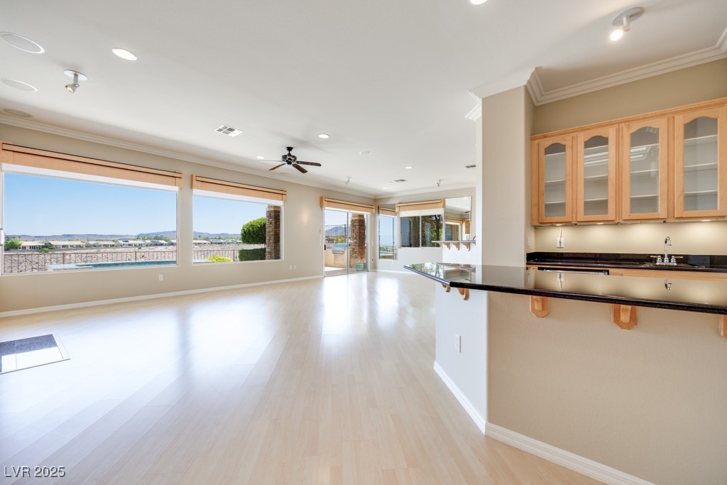 1744 Williamsport Street