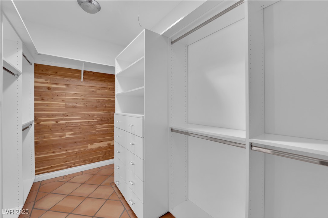 2825 Brianwood Court